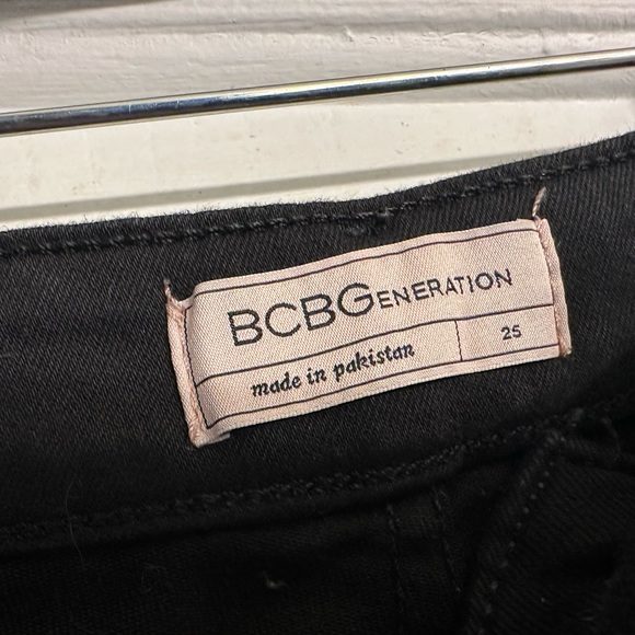 BCBGeneration Raw edge cropped wide leg jeans - Picture 2 of 5